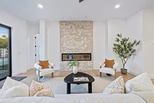 4107 E Avalon Dr, Phoenix, AZ 85018 - Photo 15