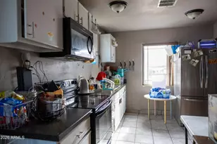 9027 North 11th St, Phoenix, AZ 85020 - Photo 63