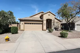 12556 W Flower St, Avondale, AZ 85392 - Photo 3