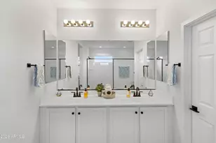 17834 W Thistle Landing Dr, Goodyear, AZ 85338 - Photo 31