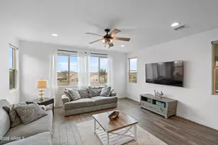 17834 W Thistle Landing Dr, Goodyear, AZ 85338 - Photo 19