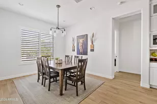 2562 E Clark Dr, Gilbert, AZ 85297 - Photo 17