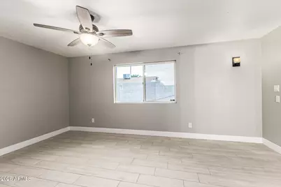 17239 N 37th Avenue, Glendale, AZ 85308 - Photo 11