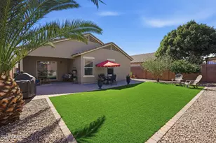 18374 W Surprise Farms Loop N, Surprise, AZ 85388 - Photo 11