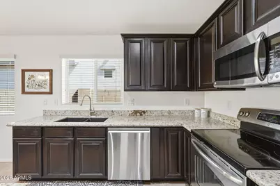 18374 W Surprise Farms Loop N, Surprise, AZ 85388 - Photo 23