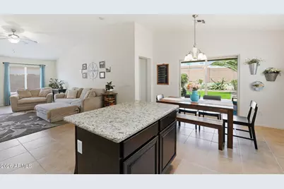 18374 W Surprise Farms Loop N, Surprise, AZ 85388 - Photo 21