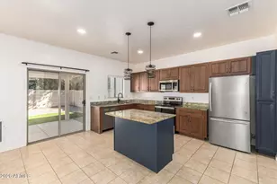 10683 N 70th Ave, Peoria, AZ 85345 - Photo 5