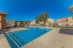 10683 N 70th Ave, Peoria, AZ 85345 - Photo 27