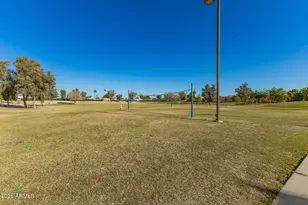 10683 N 70th Ave, Peoria, AZ 85345 - Photo 25