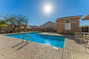 10683 N 70th Ave, Peoria, AZ 85345 - Photo 29