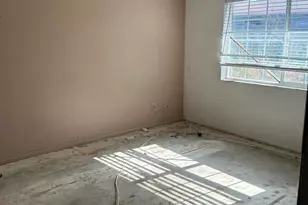 7949 W Montecito Ave, Phoenix, AZ 85033 - Photo 7