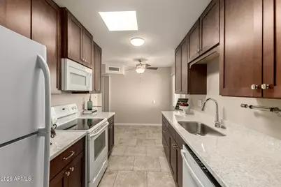 17015 N Pinion Lane, Sun City, AZ 85373 - Photo 13