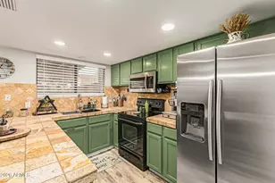 14461 N 58th Ave, Glendale, AZ 85306 - Photo 9