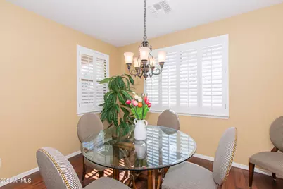 747 E Charlevoix Avenue, Gilbert, AZ 85297 - Photo 17