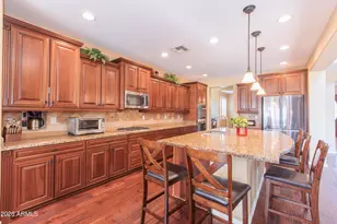 747 E Charlevoix Ave, Gilbert, AZ 85297 - Photo 5