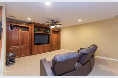 747 E Charlevoix Avenue, Gilbert, AZ 85297 - Photo 71