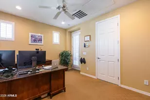 747 E Charlevoix Ave, Gilbert, AZ 85297 - Photo 33