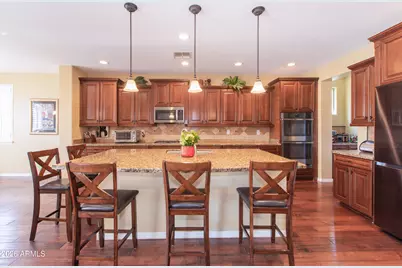 747 E Charlevoix Avenue, Gilbert, AZ 85297 - Photo 3