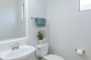 747 E Charlevoix Ave, Gilbert, AZ 85297 - Photo 29