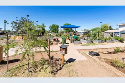 539 W 17th Street, Tempe, AZ 85281 - Photo 23