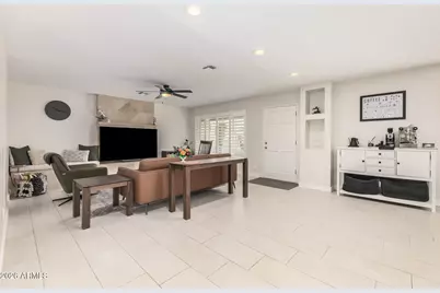 8336 E Montecito Avenue, Scottsdale, AZ 85251 - Photo 9