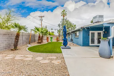 8336 E Montecito Avenue, Scottsdale, AZ 85251 - Photo 25