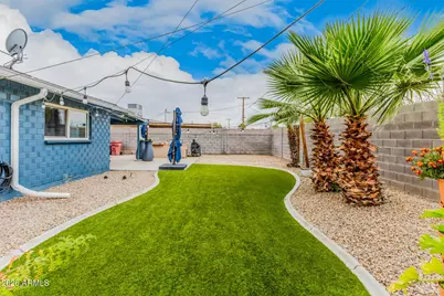 8336 E Montecito Avenue, Scottsdale, AZ 85251 - Photo 21