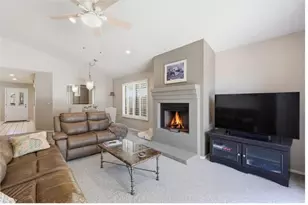 11333 E Poinsettia Dr, Scottsdale, AZ 85259 - Photo 7