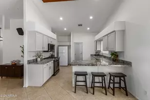 1322 E Harwell Rd, Phoenix, AZ 85042 - Photo 9