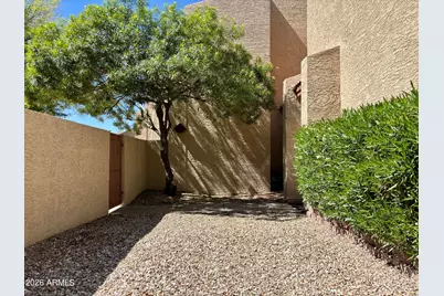 4213 W Calavar Road, Phoenix, AZ 85053 - Photo 3