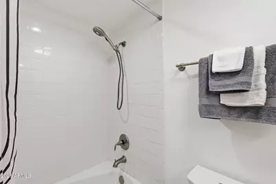 805 N 4th Avenue #101, Phoenix, AZ 85003 - Photo 9