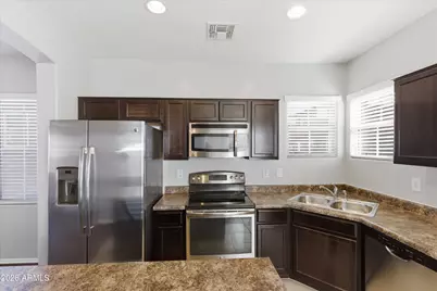 7751 W Pipestone Place, Phoenix, AZ 85035 - Photo 13