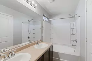 7751 W Pipestone Pl, Phoenix, AZ 85035 - Photo 19