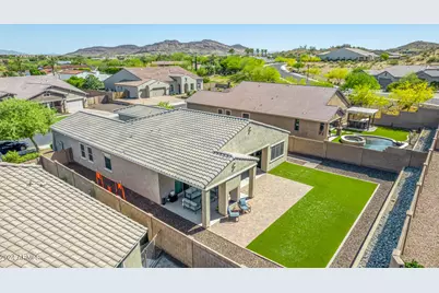 9613 W Staghorn Road, Peoria, AZ 85383 - Photo 13