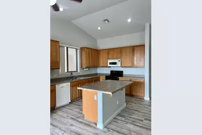 14261 W Sierra Street, Surprise, AZ 85379 - Photo 17