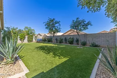 15348 W Banff Lane, Surprise, AZ 85379 - Photo 23