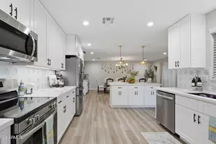 12618 W Paintbrush Dr, Sun City West, AZ 85375 - Photo 11