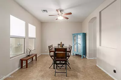 22603 W Laura Street, Wittmann, AZ 85361 - Photo 5