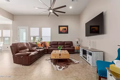 22603 W Laura Street, Wittmann, AZ 85361 - Photo 5
