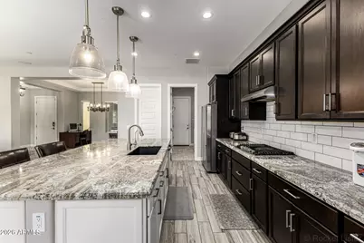 9753 W Rowel Road, Peoria, AZ 85383 - Photo 19