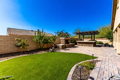 9753 W Rowel Road, Peoria, AZ 85383 - Photo 37