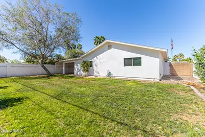 8531 E Clarendon Avenue, Scottsdale, AZ 85251 - Photo 25