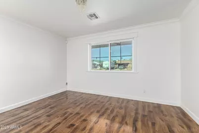 8531 E Clarendon Avenue, Scottsdale, AZ 85251 - Photo 5