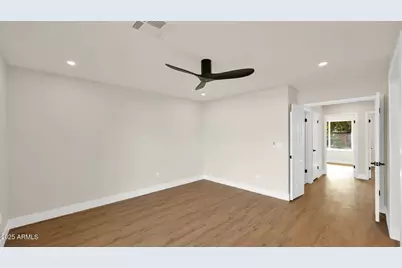 116 E Helena Drive, Phoenix, AZ 85022 - Photo 17