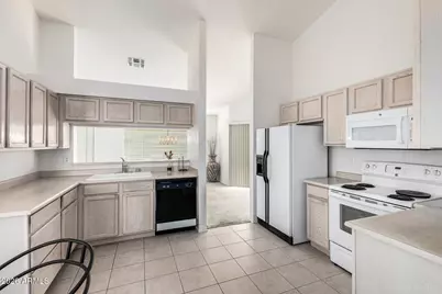 1601 E Hazeltine Way, Chandler, AZ 85249 - Photo 7