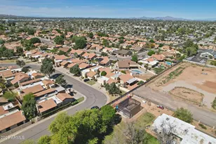 2308 W Comstock Dr, Chandler, AZ 85224 - Photo 29