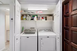 10410 N Cave Creek Rd, Phoenix, AZ 85020 - Photo 25