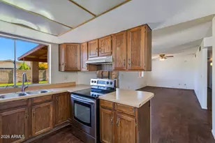 19201 N 23rd Ave, Phoenix, AZ 85027 - Photo 7