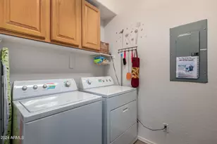 955 E Knox Rd, Chandler, AZ 85225 - Photo 27