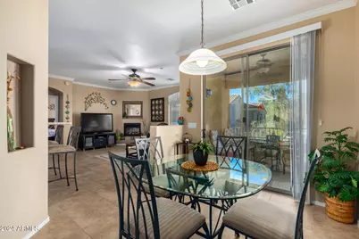 955 E Knox Road #244, Chandler, AZ 85225 - Photo 9